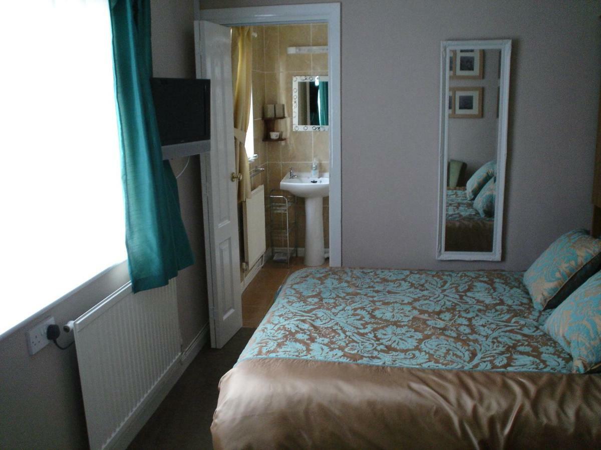 Rosedene Guest House Pembroke Exterior foto